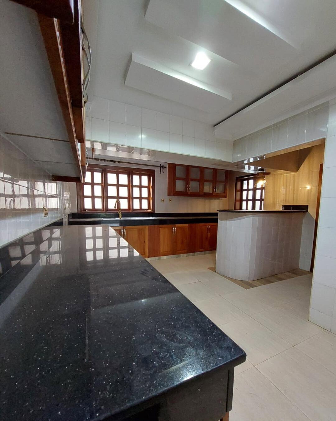 1.2 Acre Garden Oasis for Rent