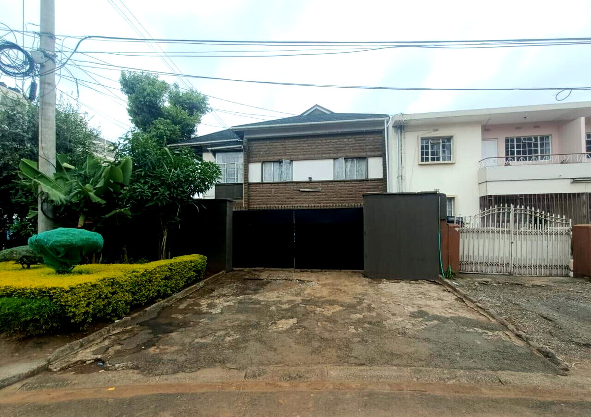 1/8 Acre Plot with Parking in Madaraka