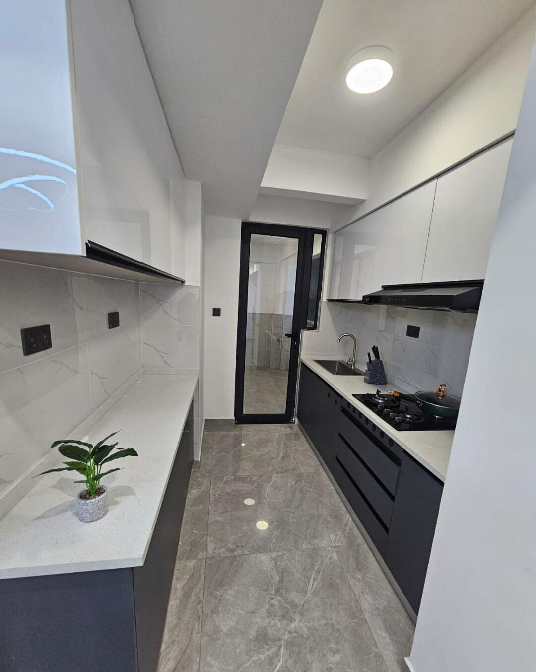 17-Floor 2BR with Gym & Backup Power - Valley Arcade