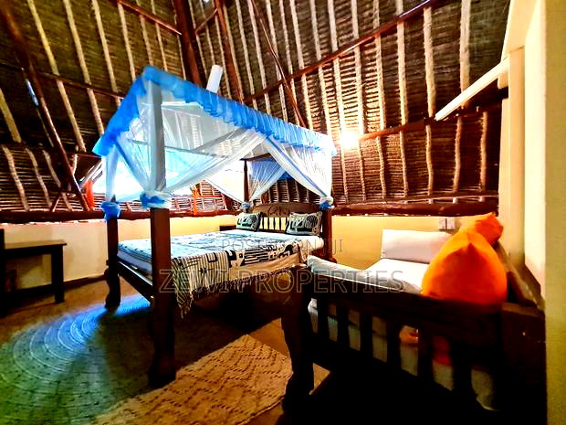 Furnished 5bdrm Villa in Diani for sale