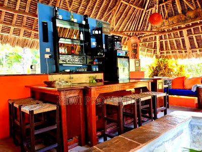 Furnished 5bdrm Villa in Diani for sale - Image 2