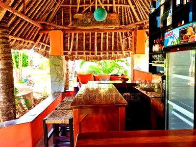 Furnished 5bdrm Villa in Diani for sale - Image 8