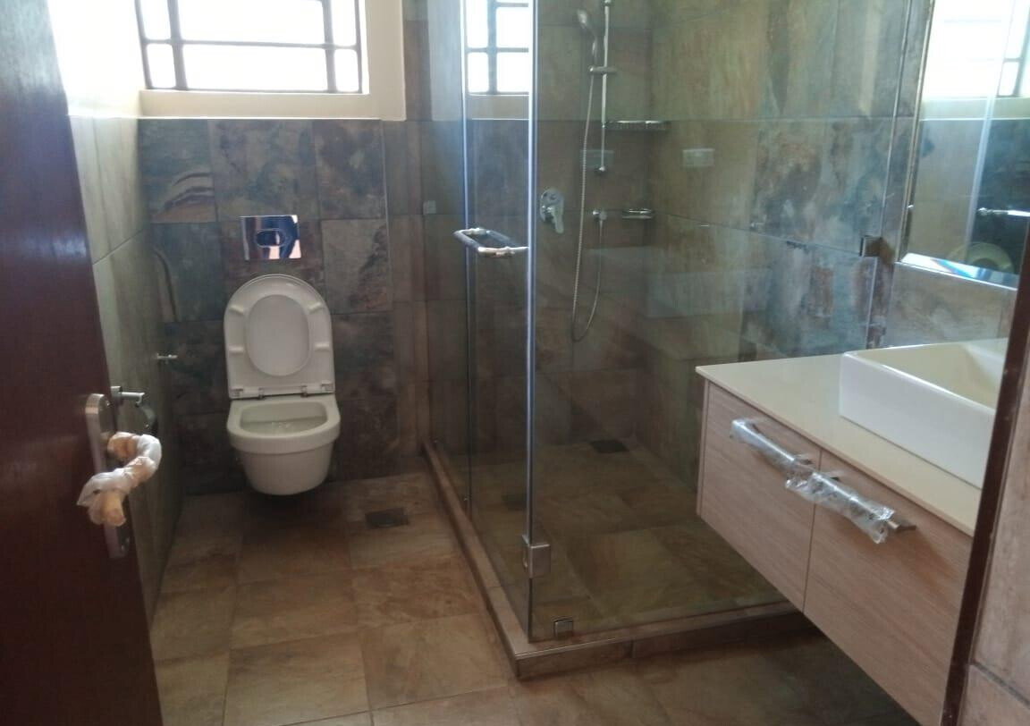 5-Ensuite Villa with Lake Views & Generator - Lower Kabete