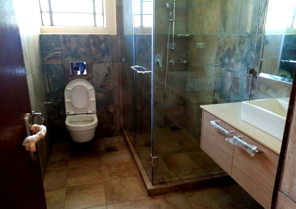 5-Ensuite Villa with Lake Views & Generator - Lower Kabete