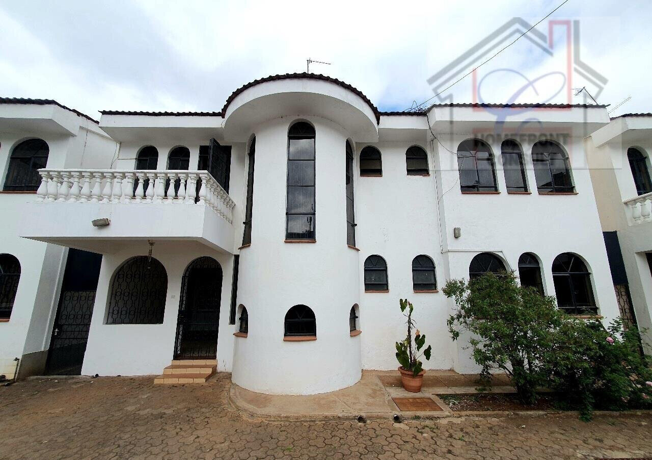5-Bed Villa with Study & Outdoor Kitchen - Westlands