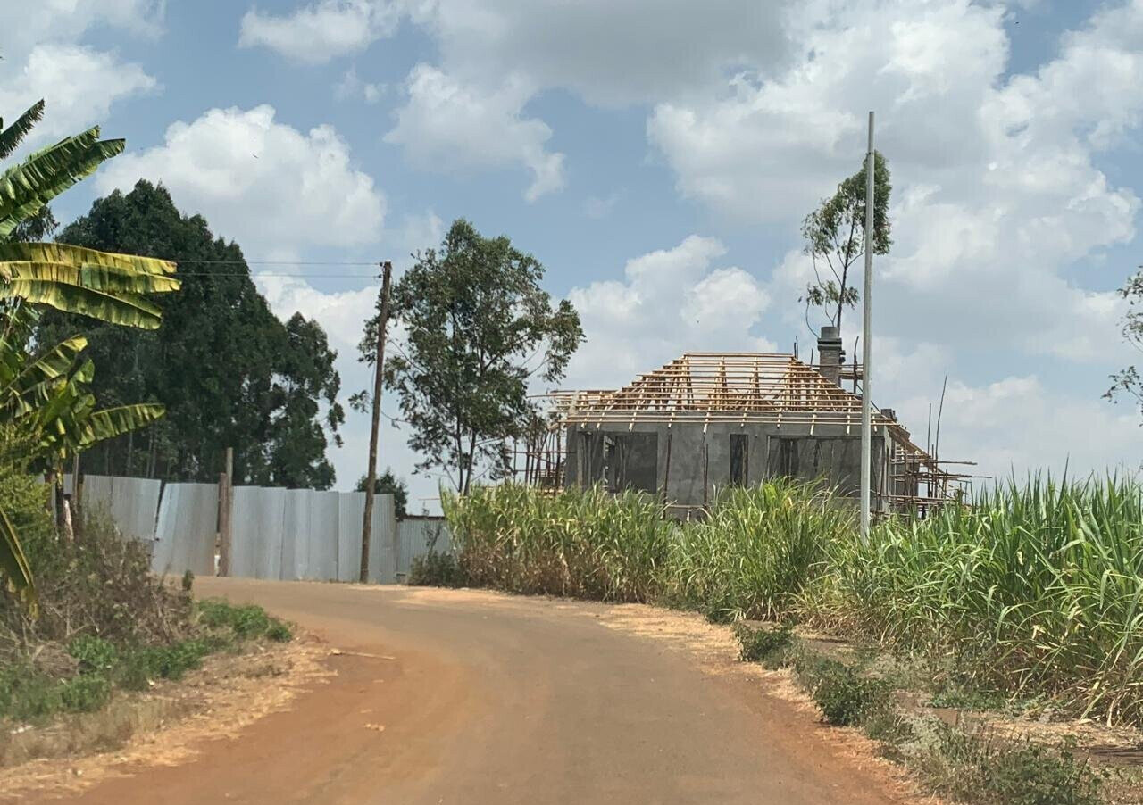 1/2 Acre Garden Plot with Parking - KSh 7.3M