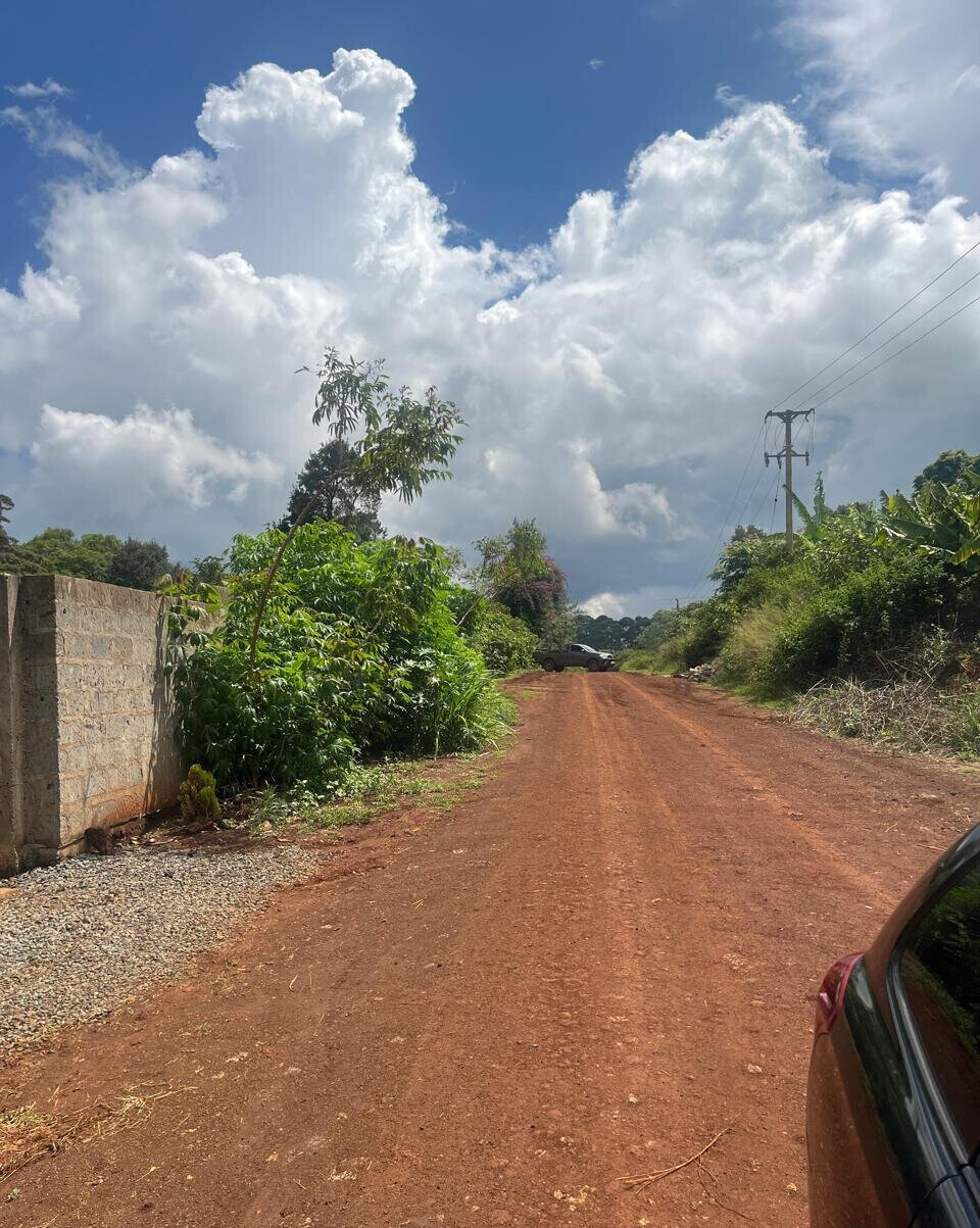 1/2 Acre Garden Plot with Parking - KSh 7.3M