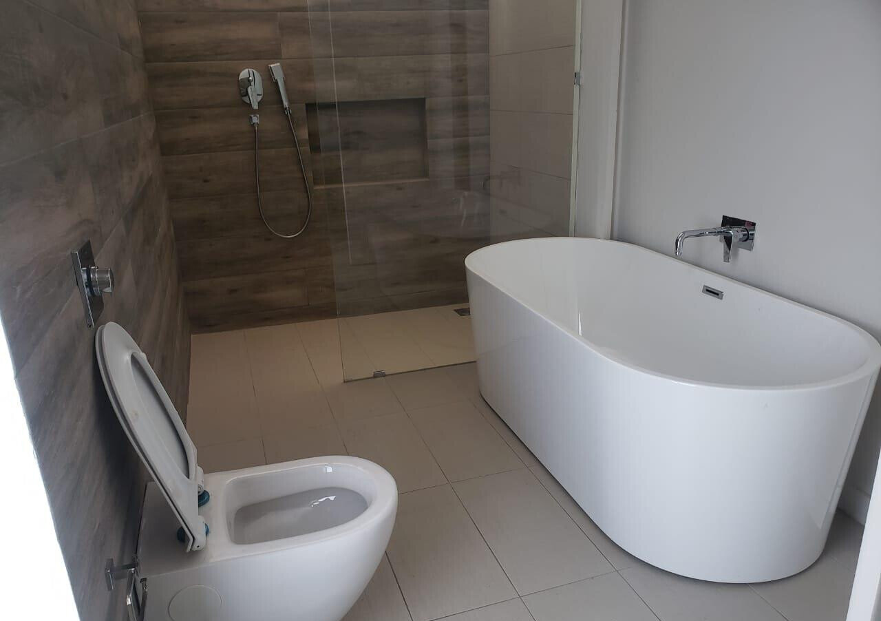 5-Bed Townhouse with Jacuzzi Master & CCTV Security - Lavington