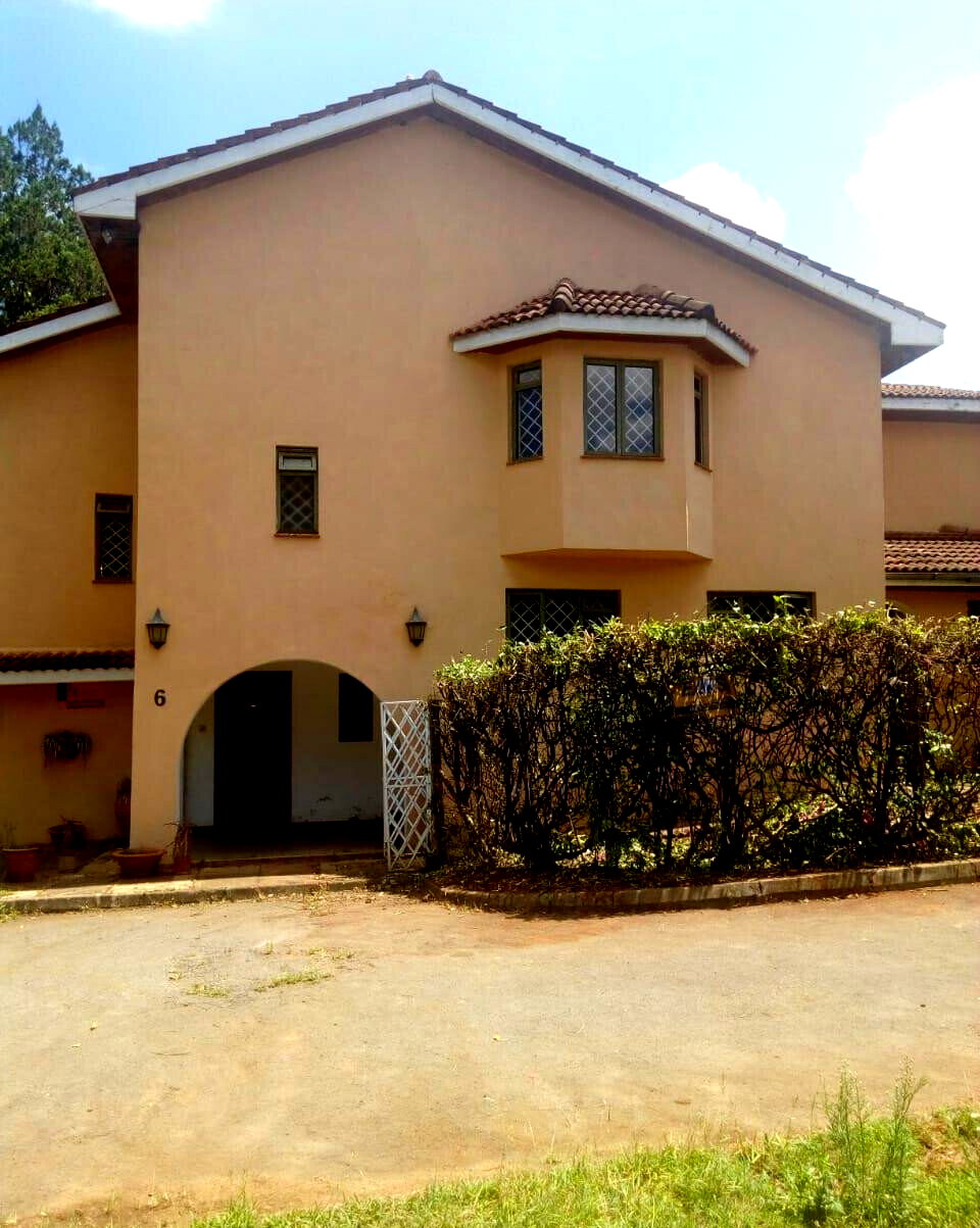 5-Ensuite Townhouse with DSQ & Beautiful Garden - Lavington