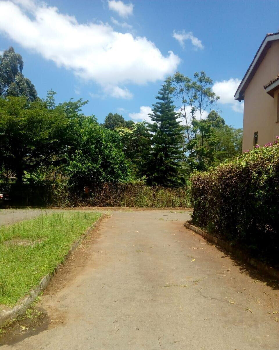 5-Ensuite Townhouse with DSQ & Beautiful Garden - Lavington