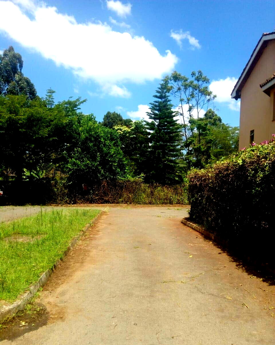5-Ensuite Townhouse with DSQ & Beautiful Garden - Lavington