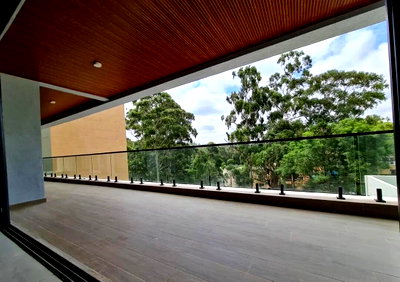 Luxury 3BR Garden Apartment