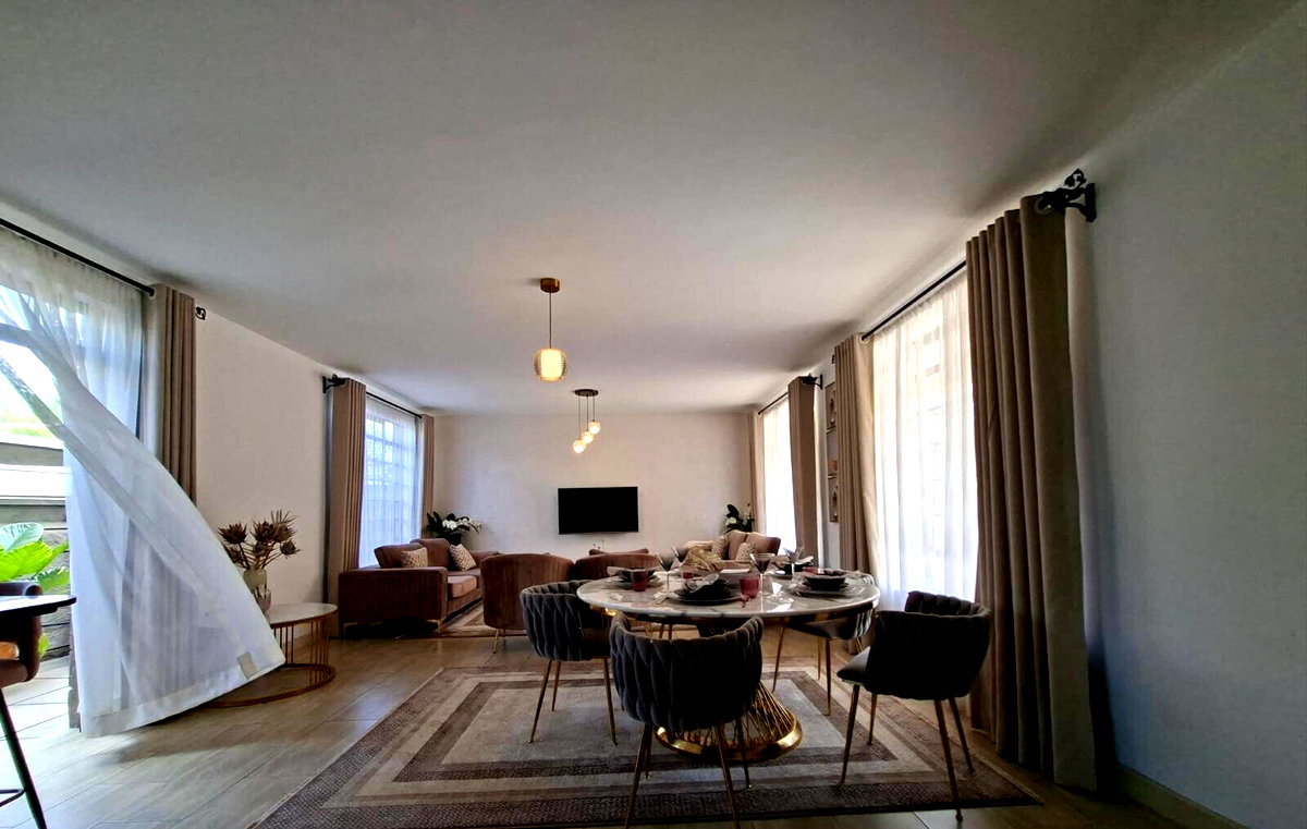 4 En-Suite Bedrooms with DSQ & Mature Lawns - Syokimau