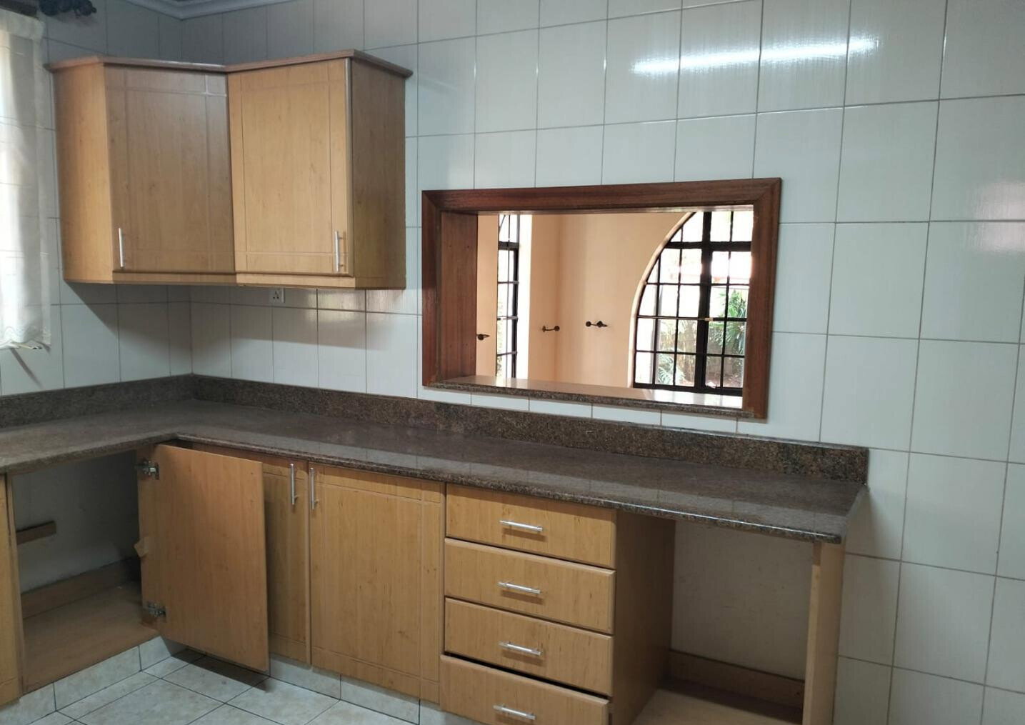 4-Ensuite Townhouse with Backup Generator & Borehole - Lavington