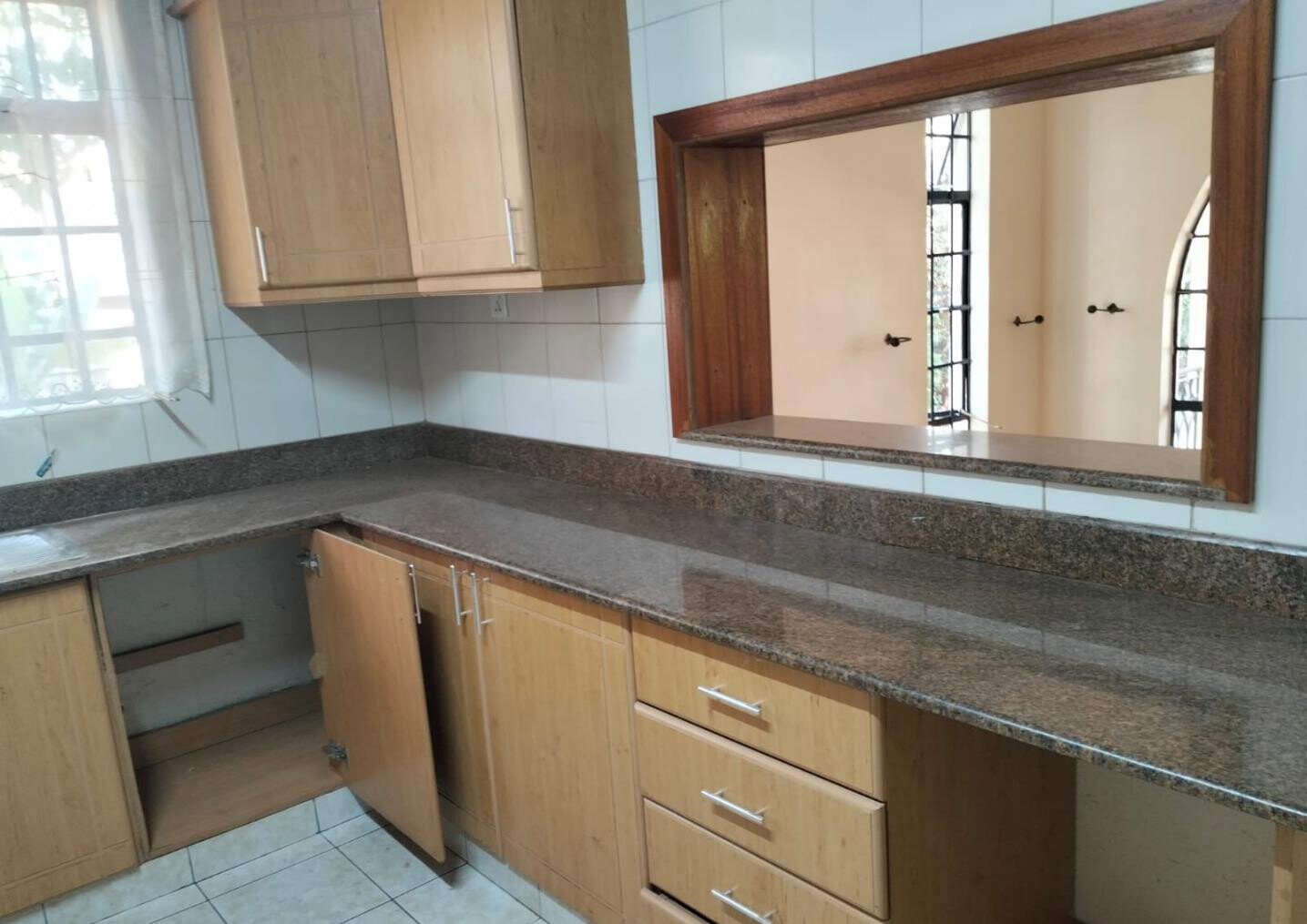 4-Ensuite Townhouse with Backup Generator & Borehole - Lavington
