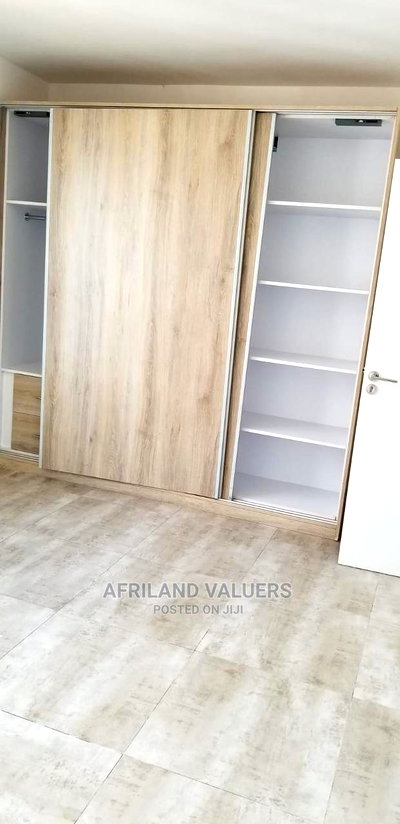 2bdrm Apartment in Hurlingham for sale - Image 5