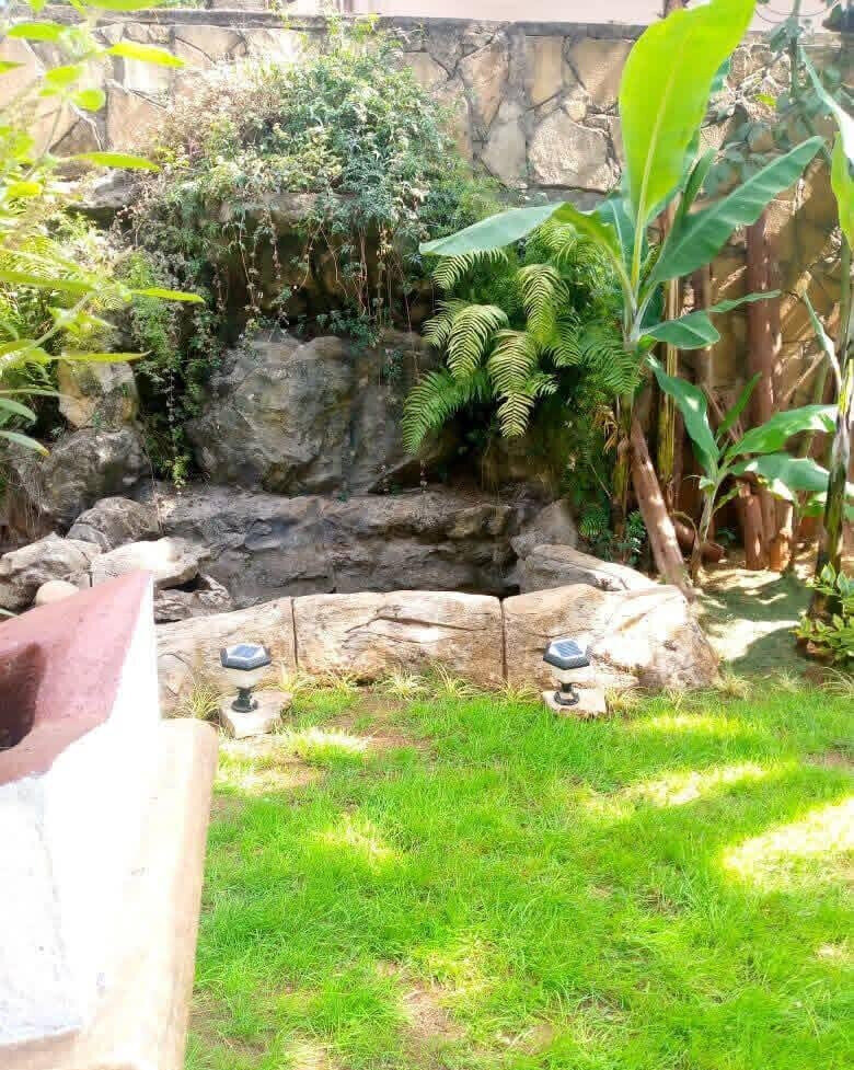 6-Ensuite Townhouse with Gazebo & Bar Area - Lavington