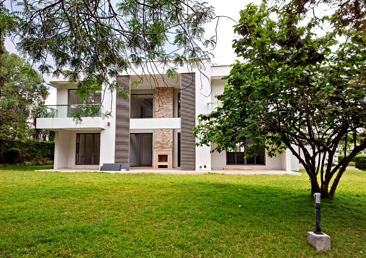 0.16 Acre Karen Mansion with Garden