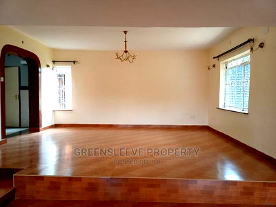 4bdrm Bungalow in Hardly, Karen for Rent - Image 9