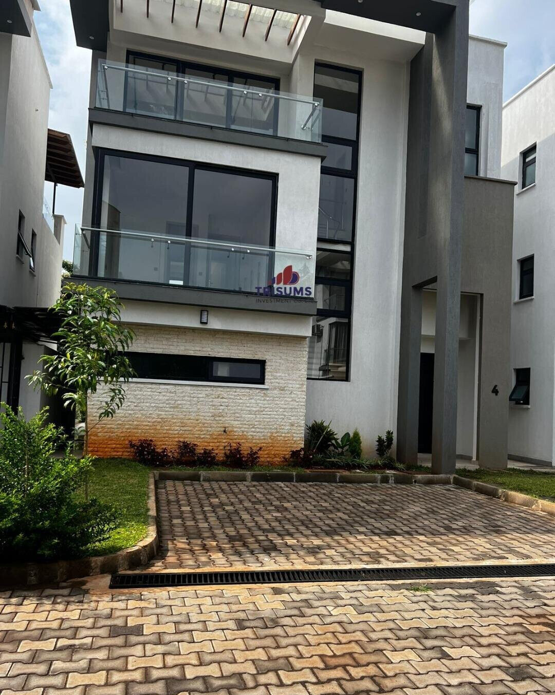 5BR Townhouse in a Private 8-Home Gated Community - Lavington