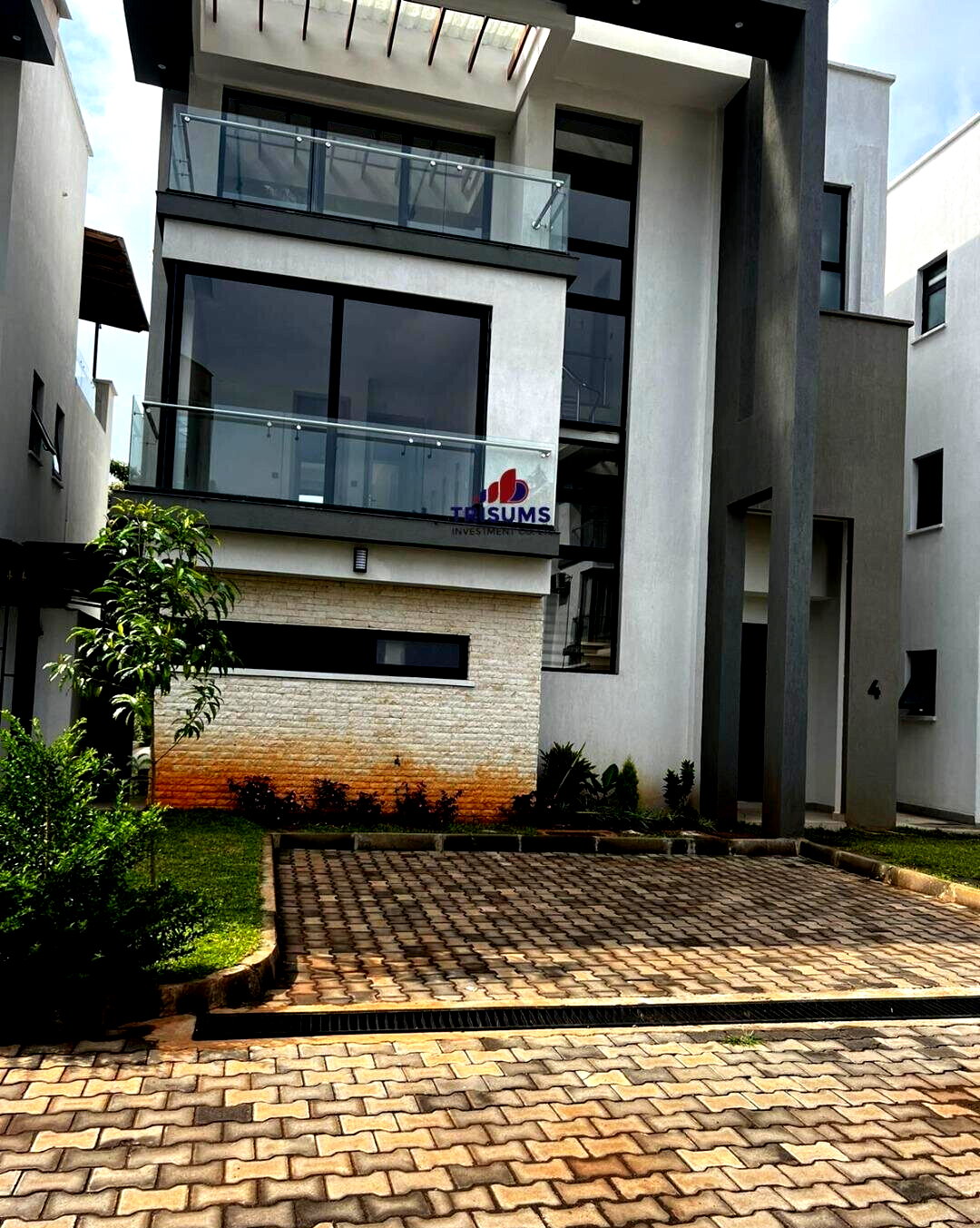 5BR Townhouse in a Private 8-Home Gated Community - Lavington