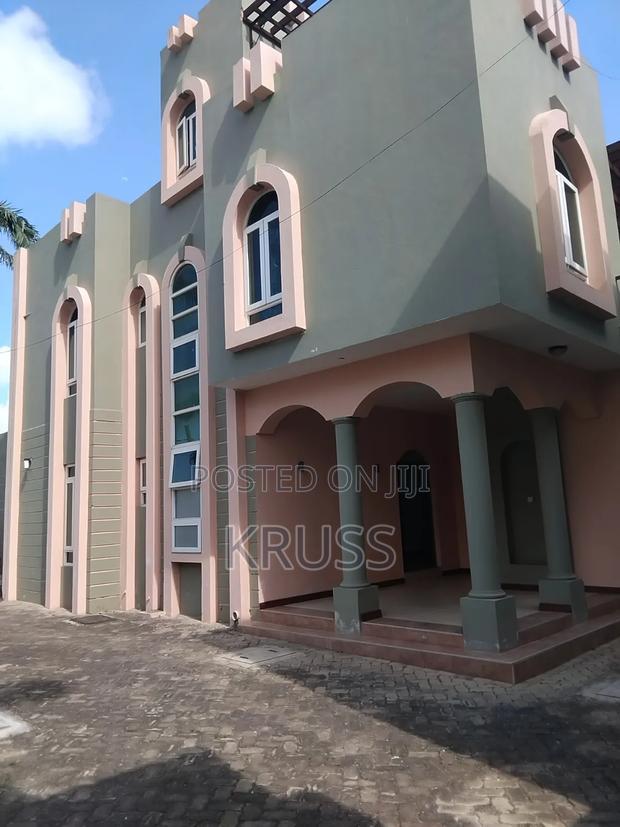 5bdrm Villa in Nyali Mkomani for rent