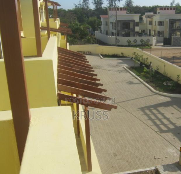 5bdrm Villa in Nyali Mkomani for rent