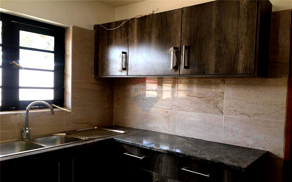 3BR Refurbished Townhouse with SQ & Balcony – Langata