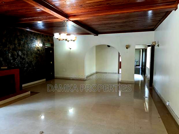 8bdrm Bungalow in Milimani for rent
