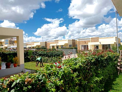 4bdrm Bungalow in Joska for rent - Image 3