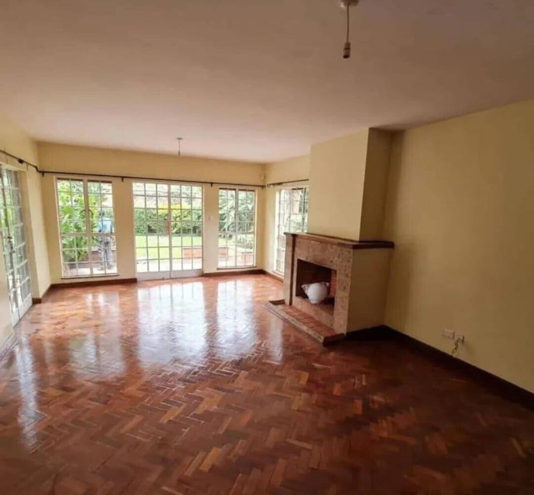 5BR Townhouse with Fireplace & Pool Access - Lower Kabete