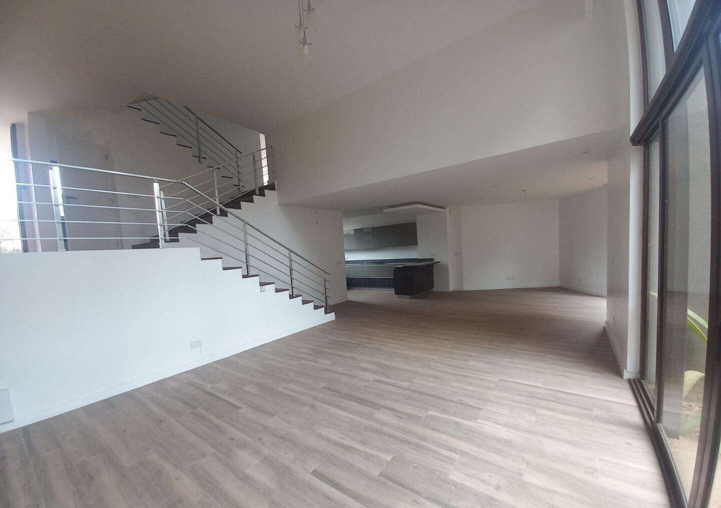 4-Ensuite Villa with Private Garden & Fireplace - Lavington
