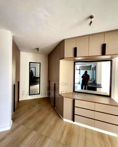 4bdrm Townhouse/Terrace in Chalbi Drive, Lavington for sale - Image 7
