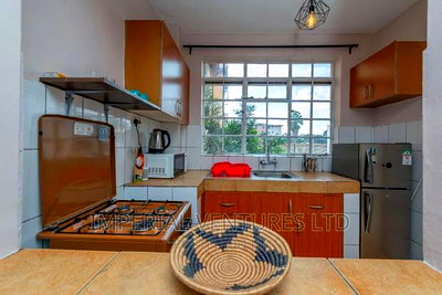 Furnished 2bdrm Apartment in Parklands for rent - Image 6