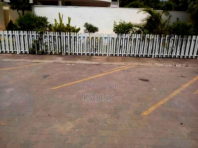 3bdrm Apartment in Nyali for rent - Image 11