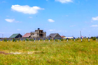 Gated Kamakis Plots for Sale - Image 3