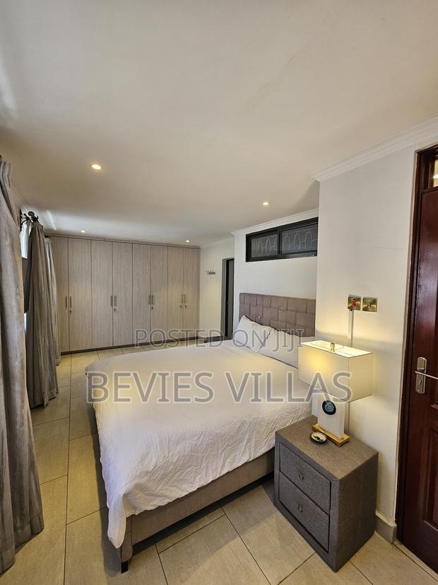 Furnished 3bdrm Apartment in Parklands for rent