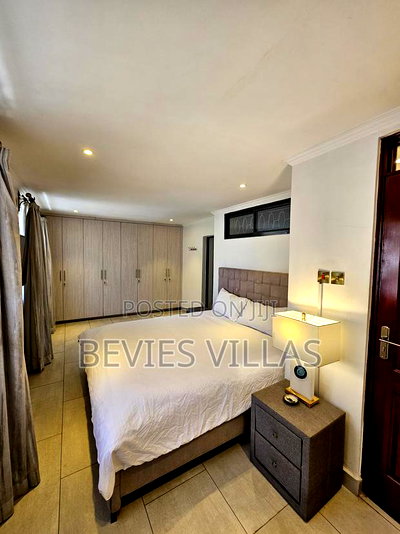 Furnished 3bdrm Apartment in Parklands for rent - Image 9