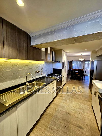 Furnished 3bdrm Apartment in Parklands for rent - Image 18