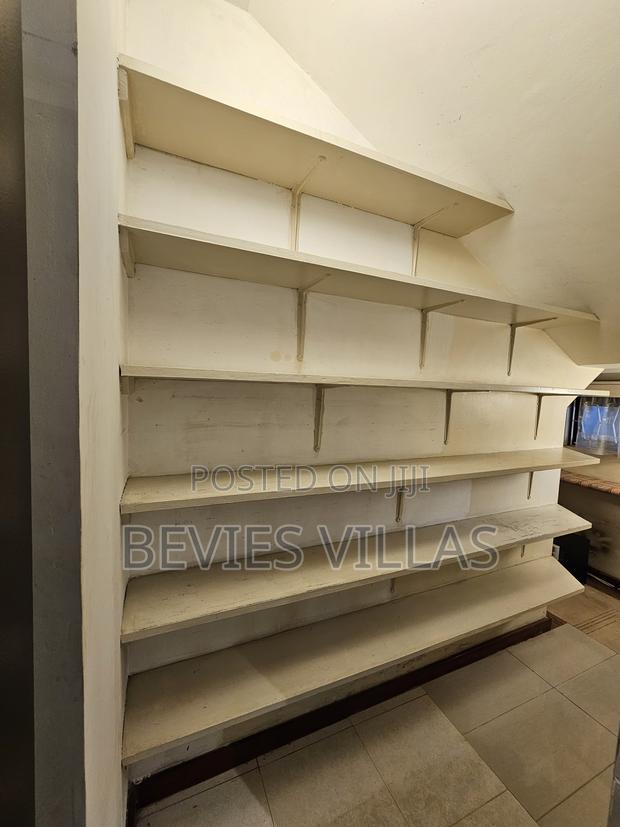 Furnished 3bdrm Apartment in Parklands for rent