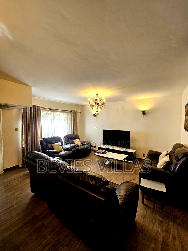 Furnished 3bdrm Apartment in Parklands for rent