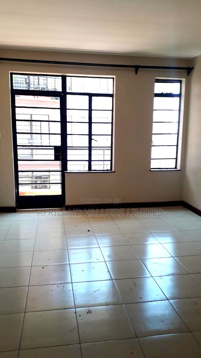 3bdrm Apartment in Lifestyle Terraces, Gateway Mall Area for sale - Image 5