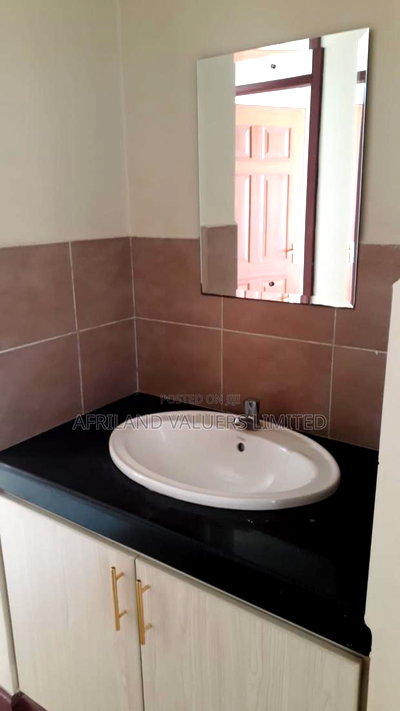 3bdrm Apartment in Lifestyle Terraces, Gateway Mall Area for sale - Image 9