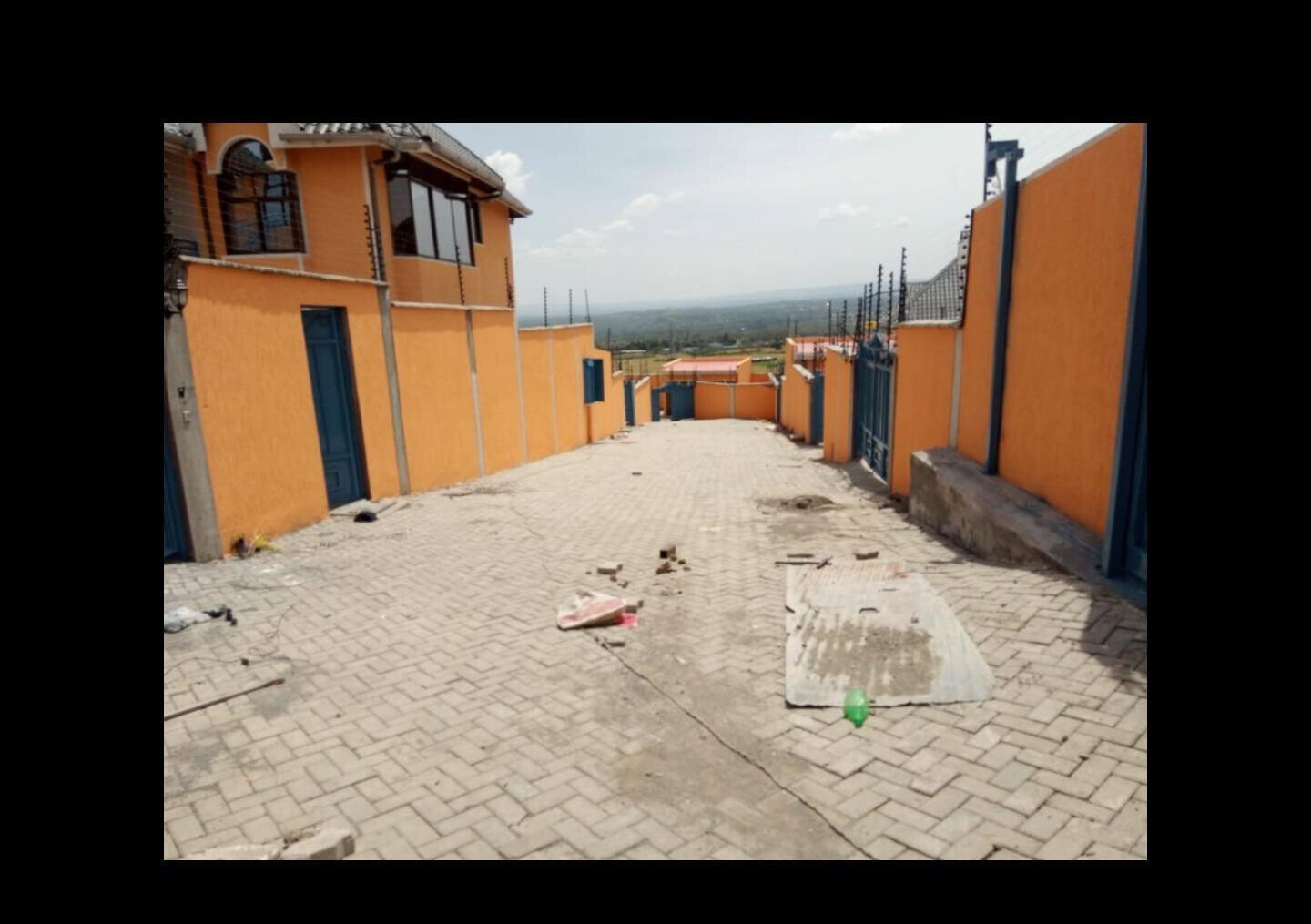 4BR En-Suite Townhouse on 1/8 Acre - Lanet, Nakuru