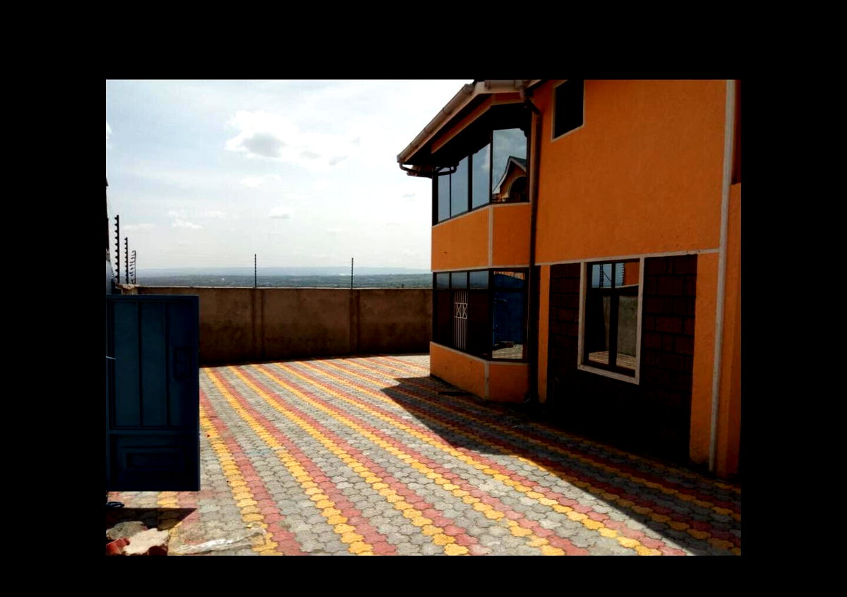 4BR En-Suite Townhouse on 1/8 Acre - Lanet, Nakuru