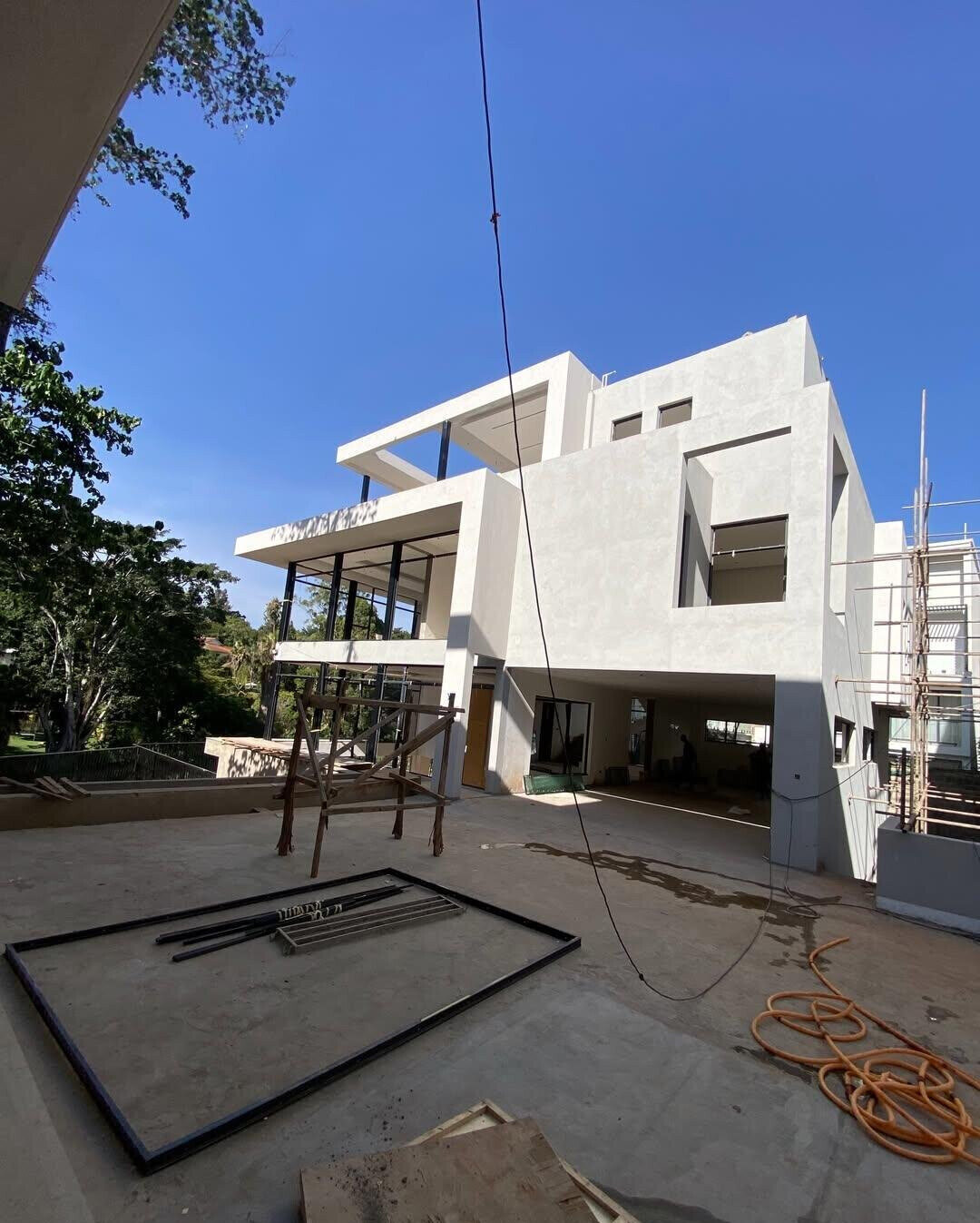 Private Elevator & Pool in 6-BR Villa - Lavington