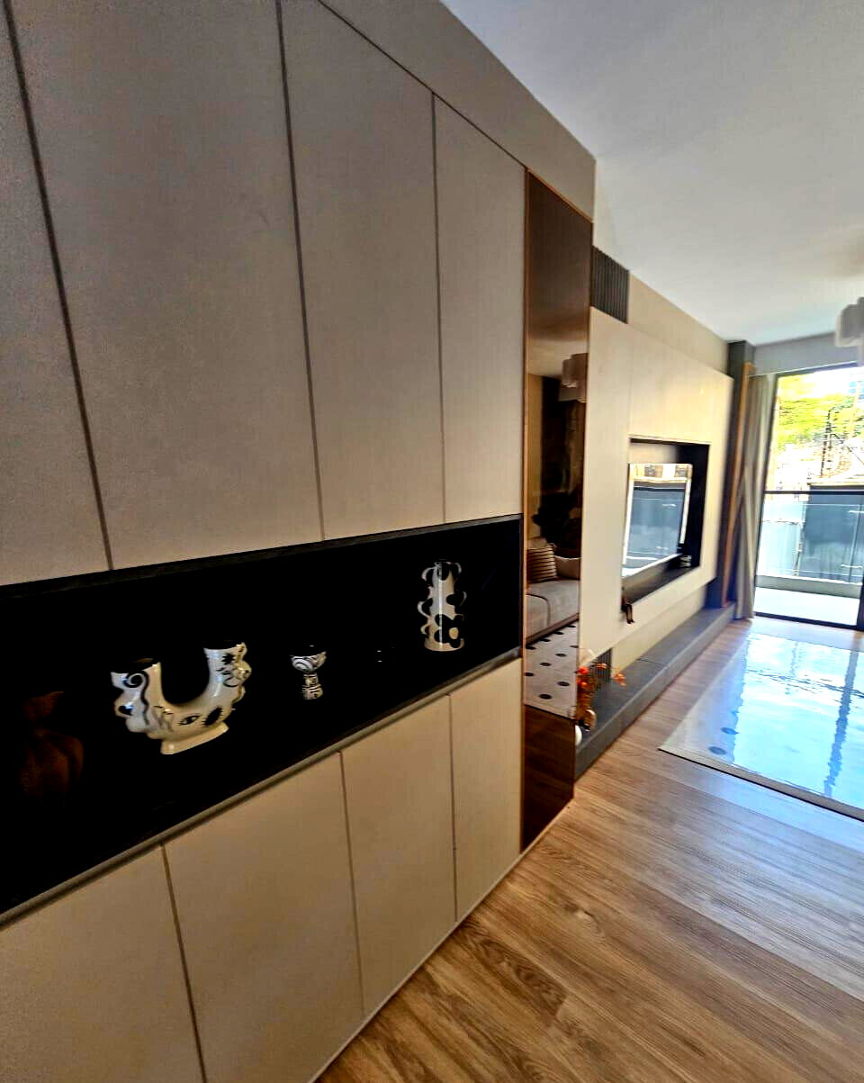 1BR with Golf Club Access & Heated Pool - Westlands