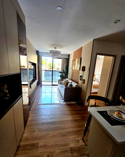 1BR with Golf Club Access & Heated Pool - Westlands