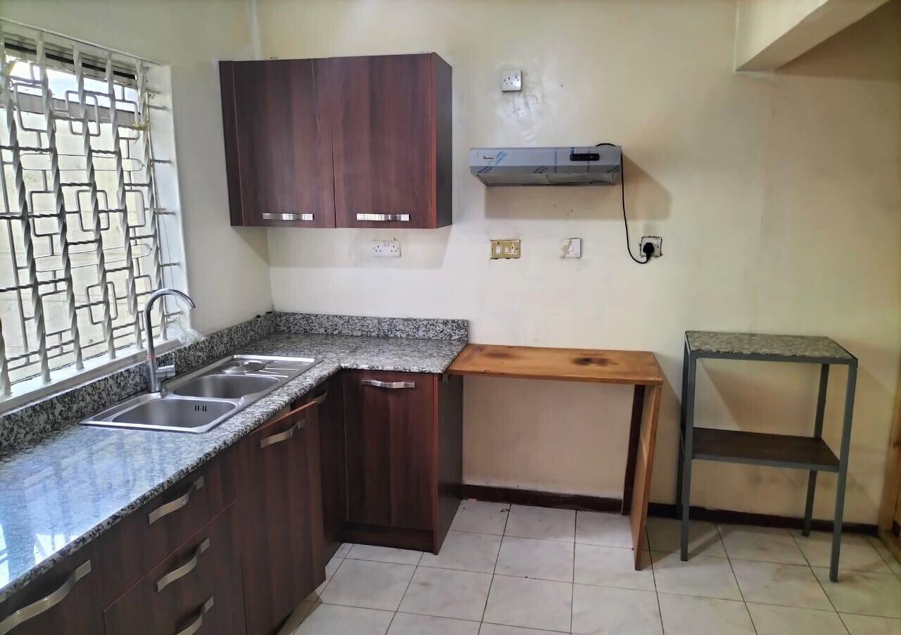 3BR Mansionette with Fireplace & DSQ in Gated Community - Nairobi West