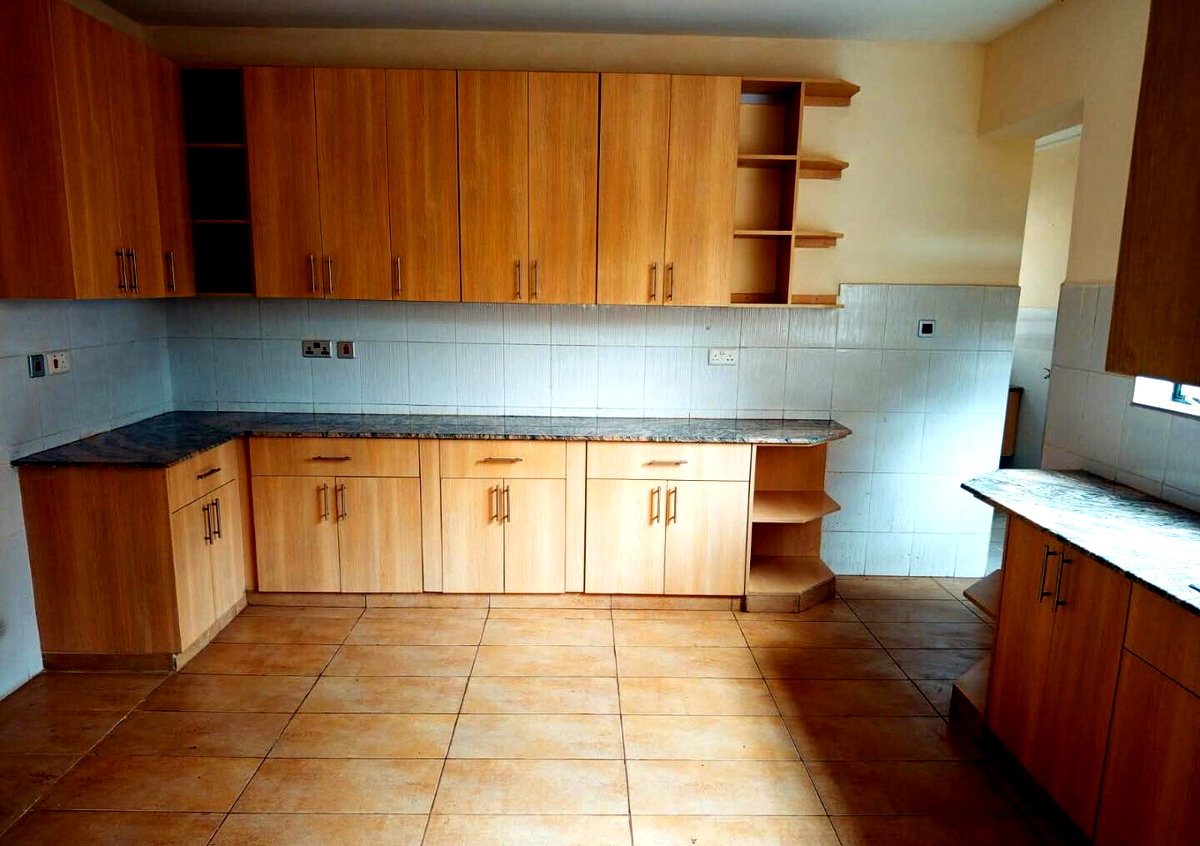 7-Unit Gated Estate with Solar & Backup Power - Lavington